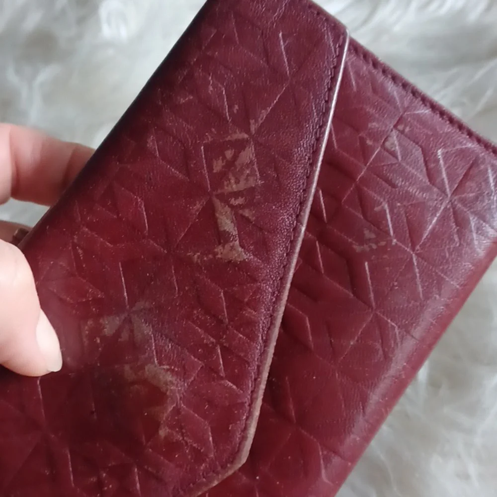 Yves Saint Laurent pre owned